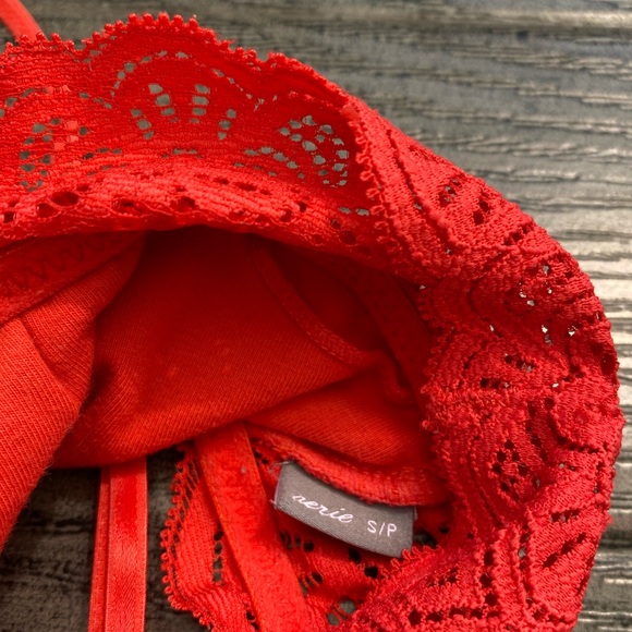 RED ARIE BRALETTE - Picture 2 of 2